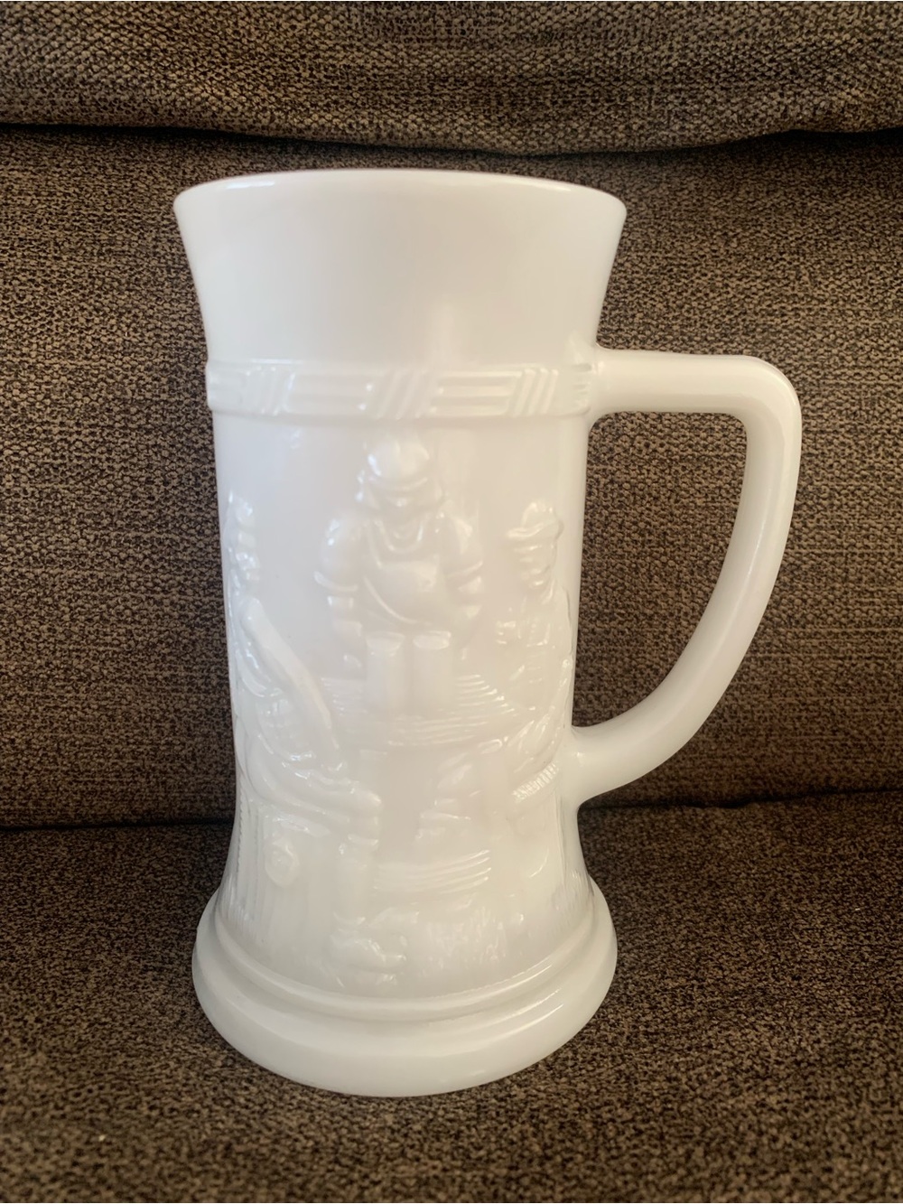 Vintage Federal Milk Glass Stein Pub Scene Mug Tankard  6” tall White Handle EUC